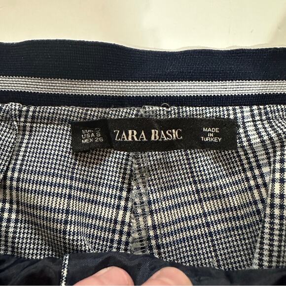 Zara Gray & White Striped High Rise Cropped Pants Size S - Picture 6 of 13